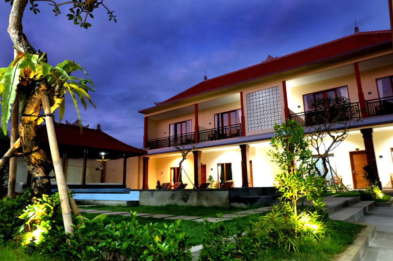 Tom's Pecatu 3* Uluwatu (Bali)