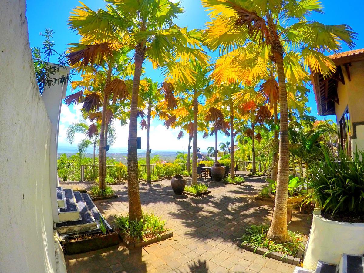 The Eyes Villas Resort