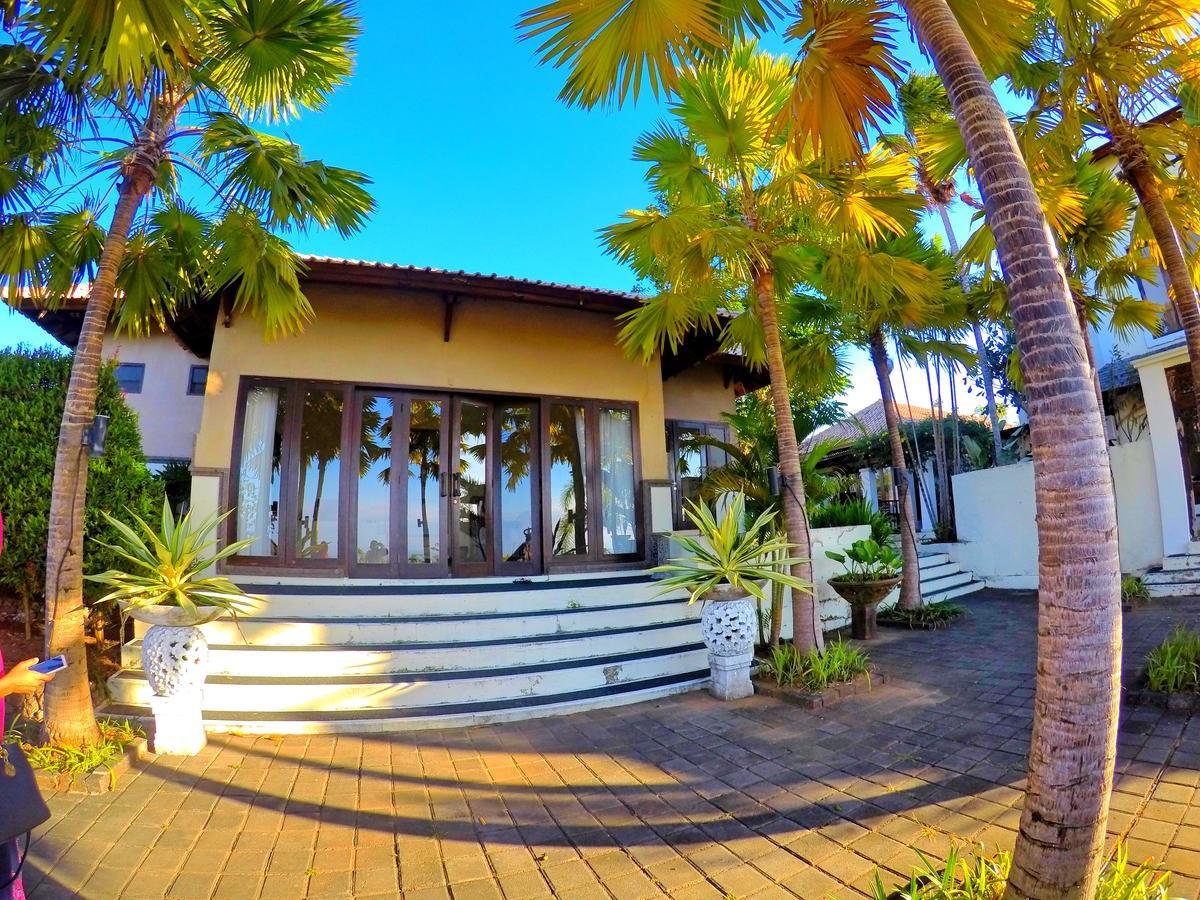 The Eyes Villas 3* Uluwatu (Bali)