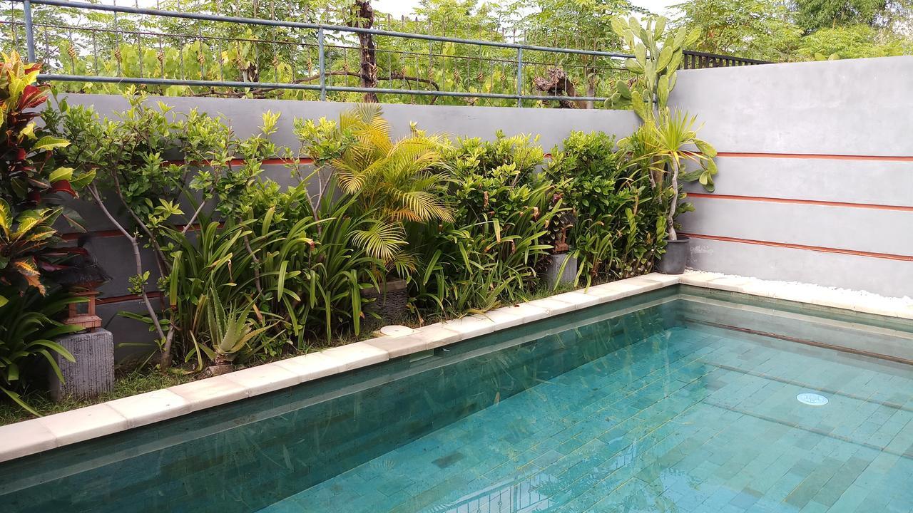 Dencarik * Banjar (Bali)
