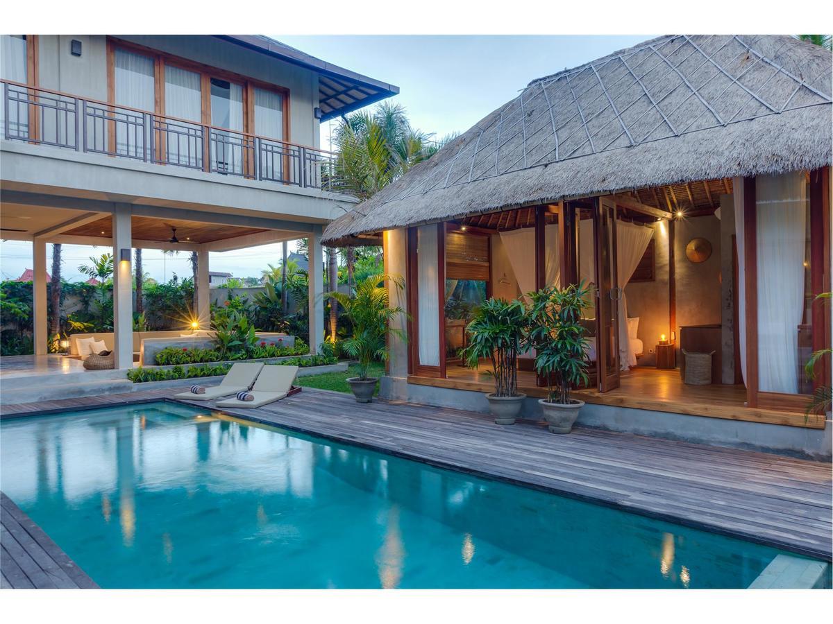 Guest house Zin Berawa & 4*