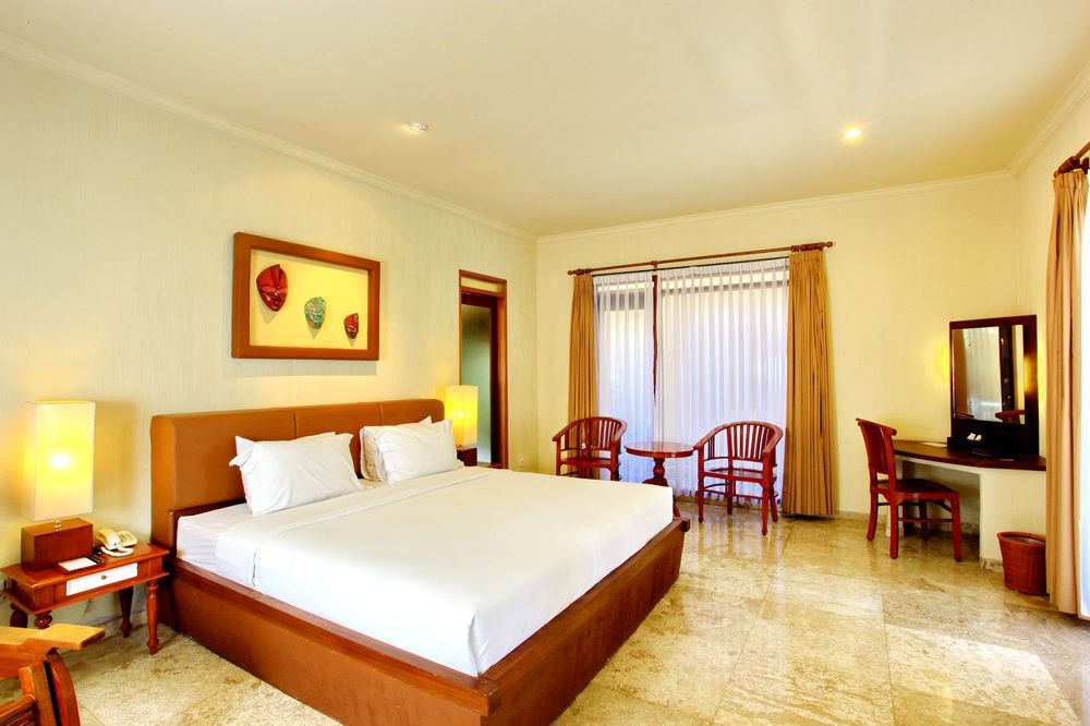 Mutiara Bali Boutique & 4*