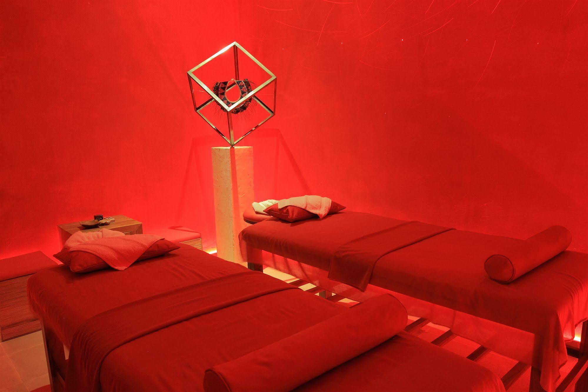 Rouge - 4*