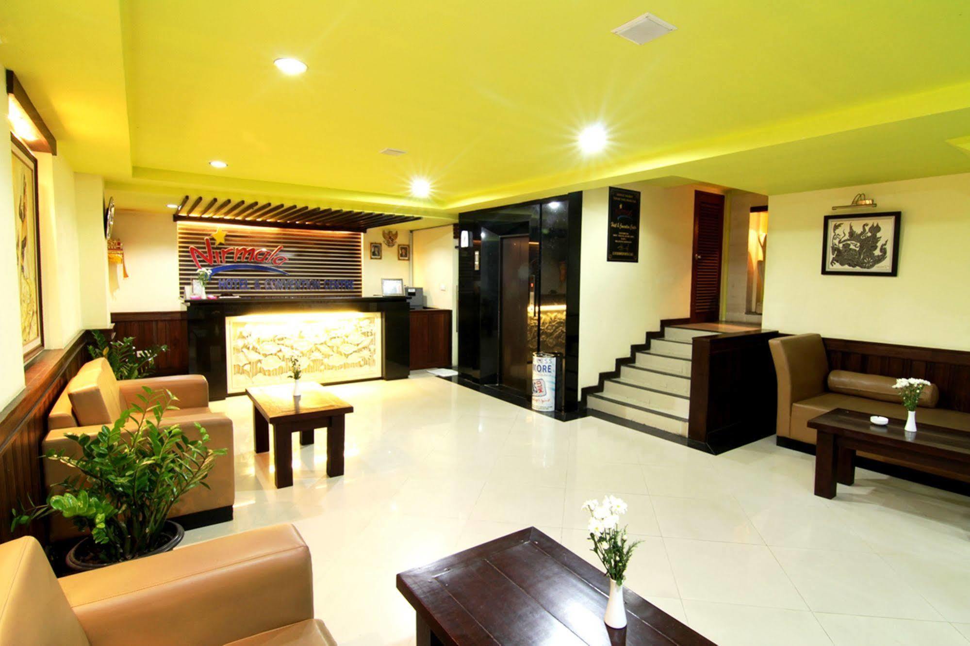 Hotel Nirmala & Convention Centre 2*