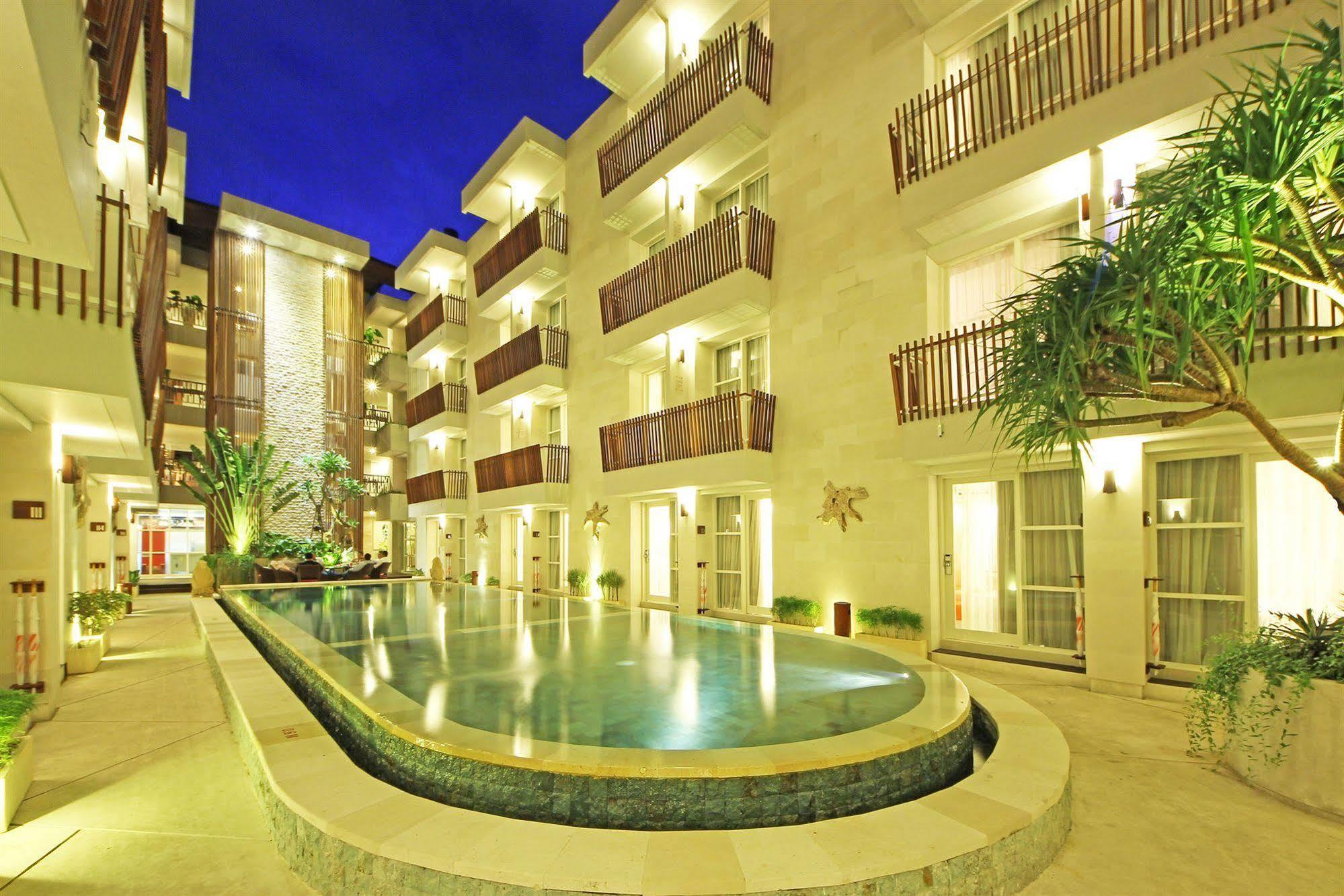 Hotel Express Bali Sunset Road By Ihg Kuta (Bali)