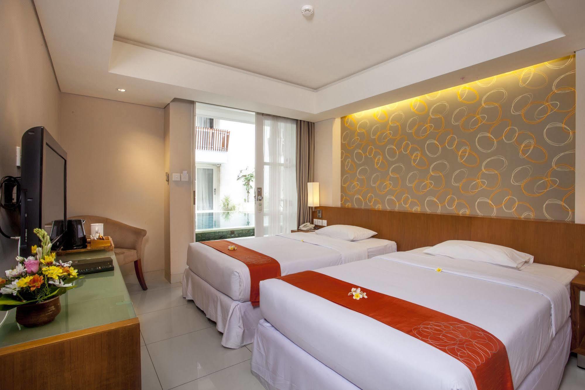 Express Bali Sunset Road By Ihg Hotel Kuta (Bali)
