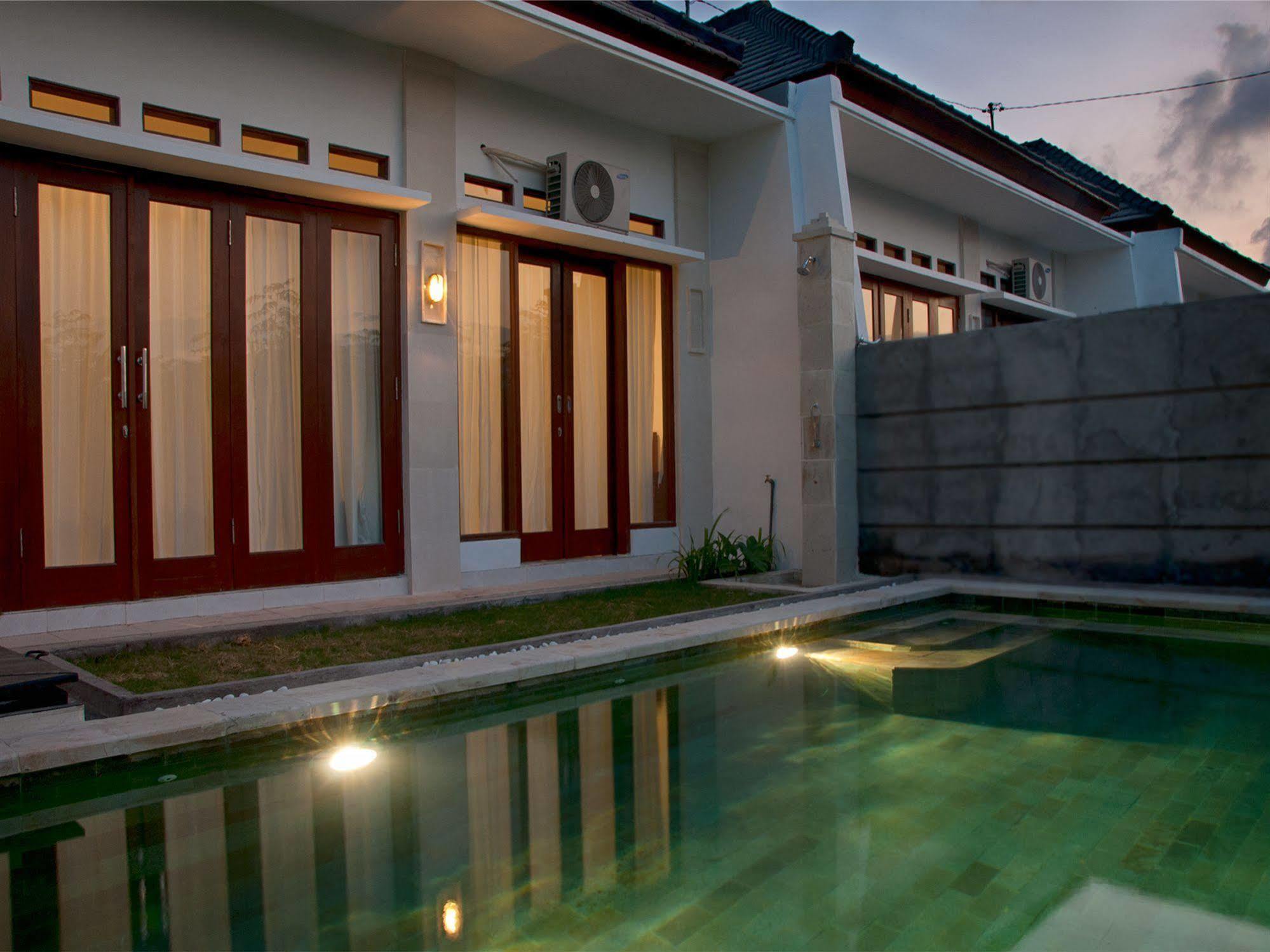 Dencarik Banjar (Bali)