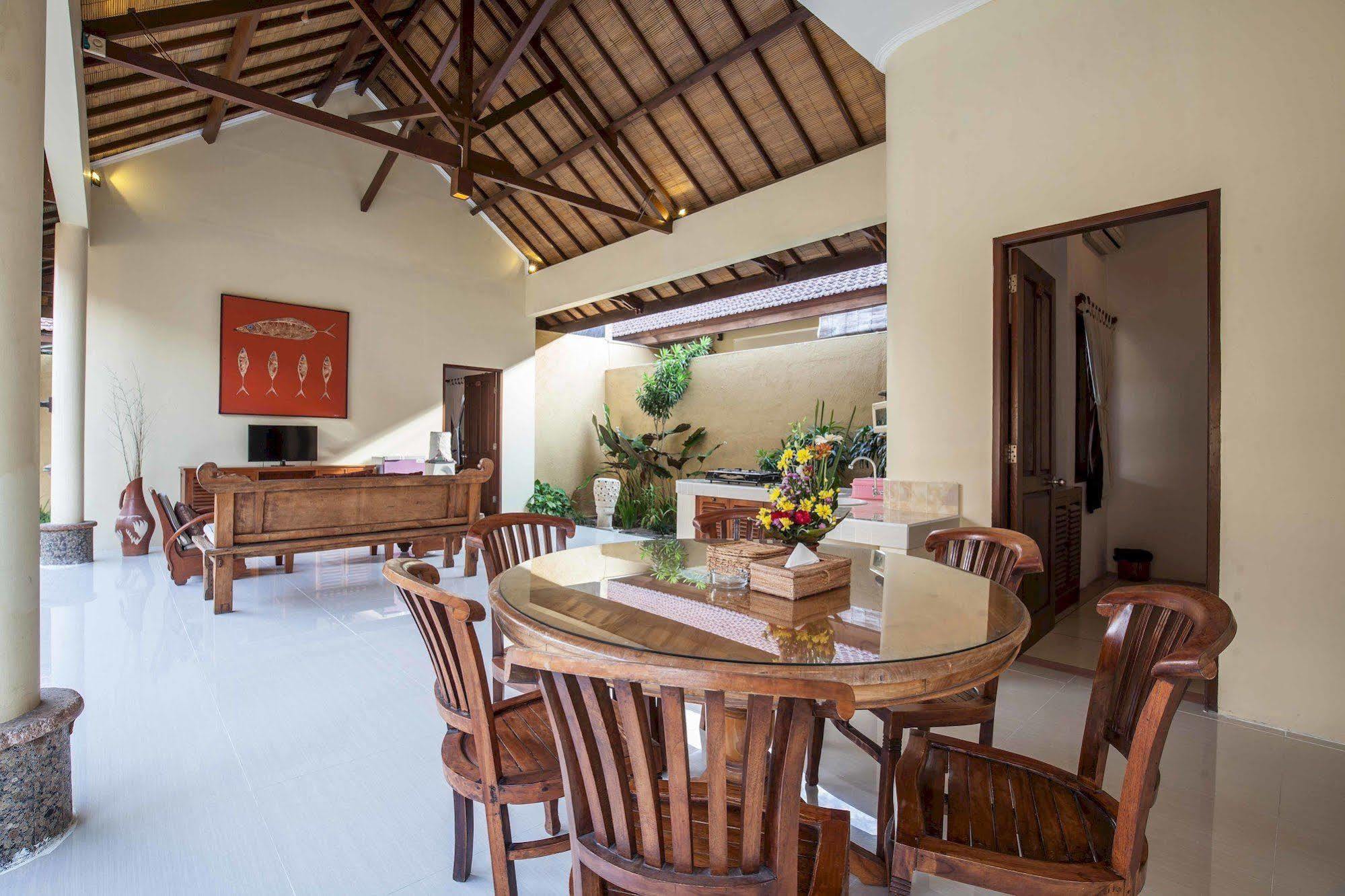 Putu Bali & Villa Seminyak (Bali)