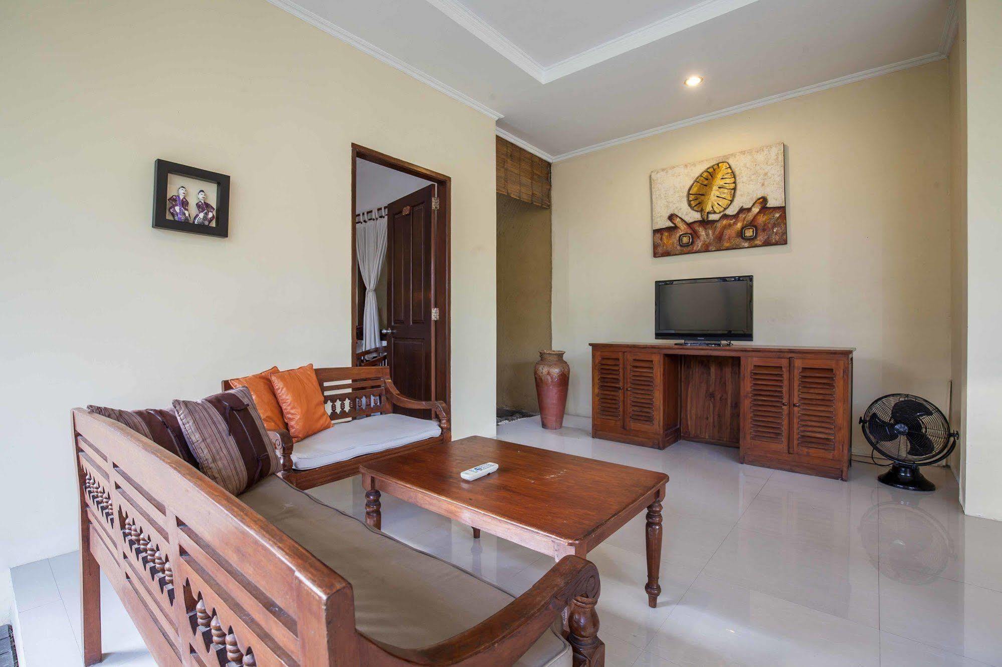 Putu Bali &