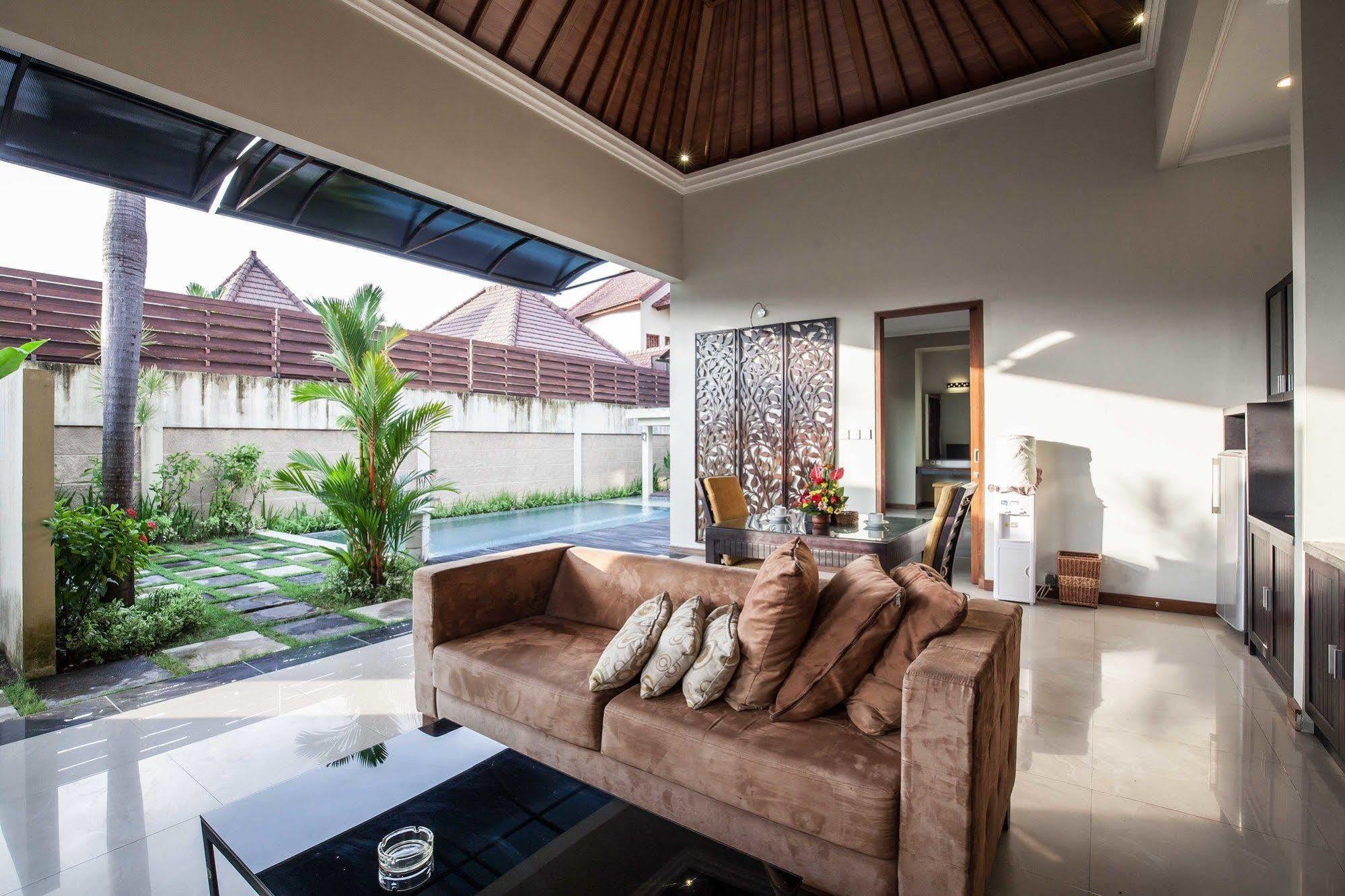 Putu Bali & Villa Seminyak (Bali)