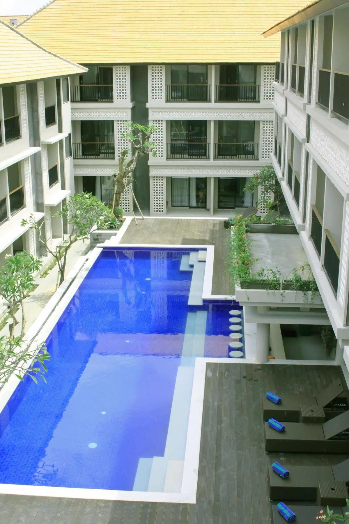 Hotel Grand Barong 4*