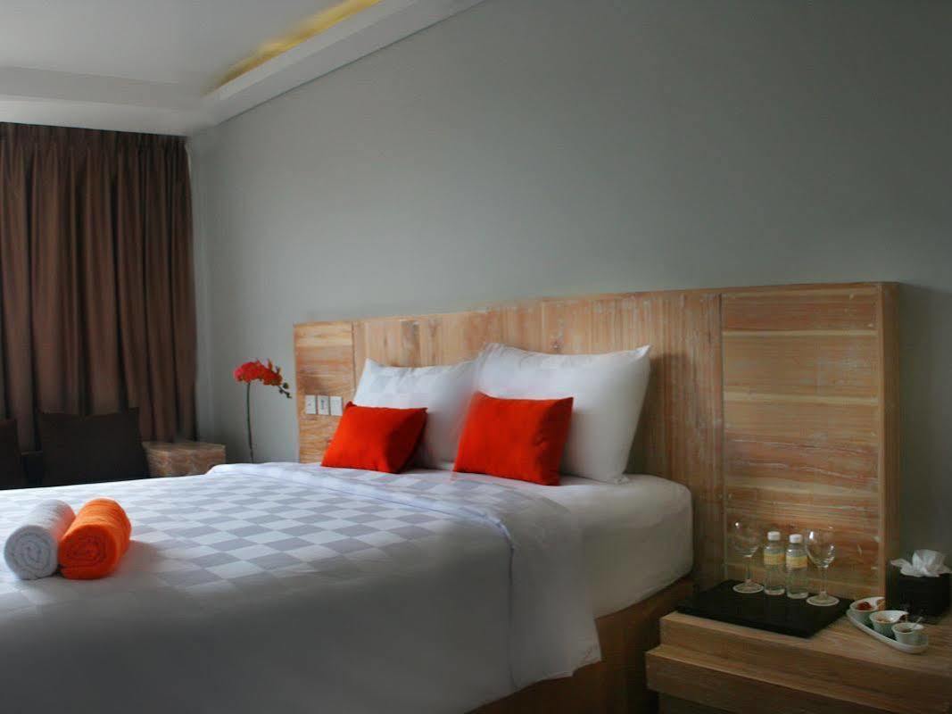 Hotel The Edelweiss Boutique Kuta 3*