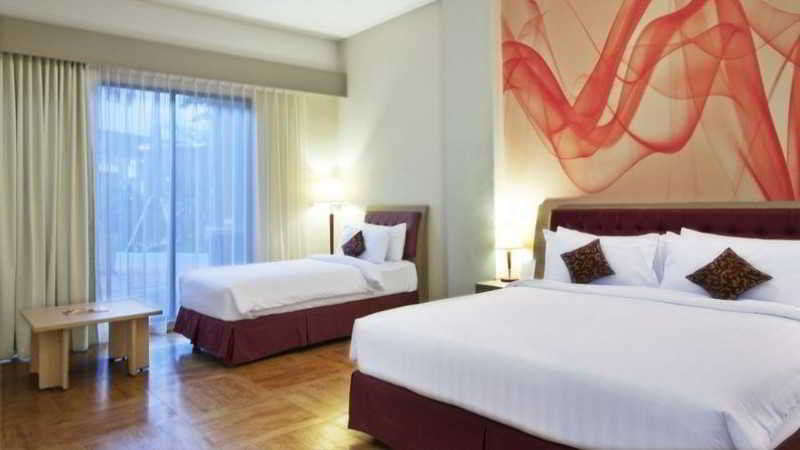 Kuta Park 4*