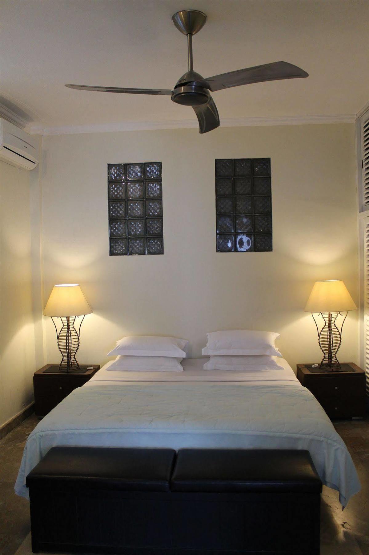 Hotel Bali Court &