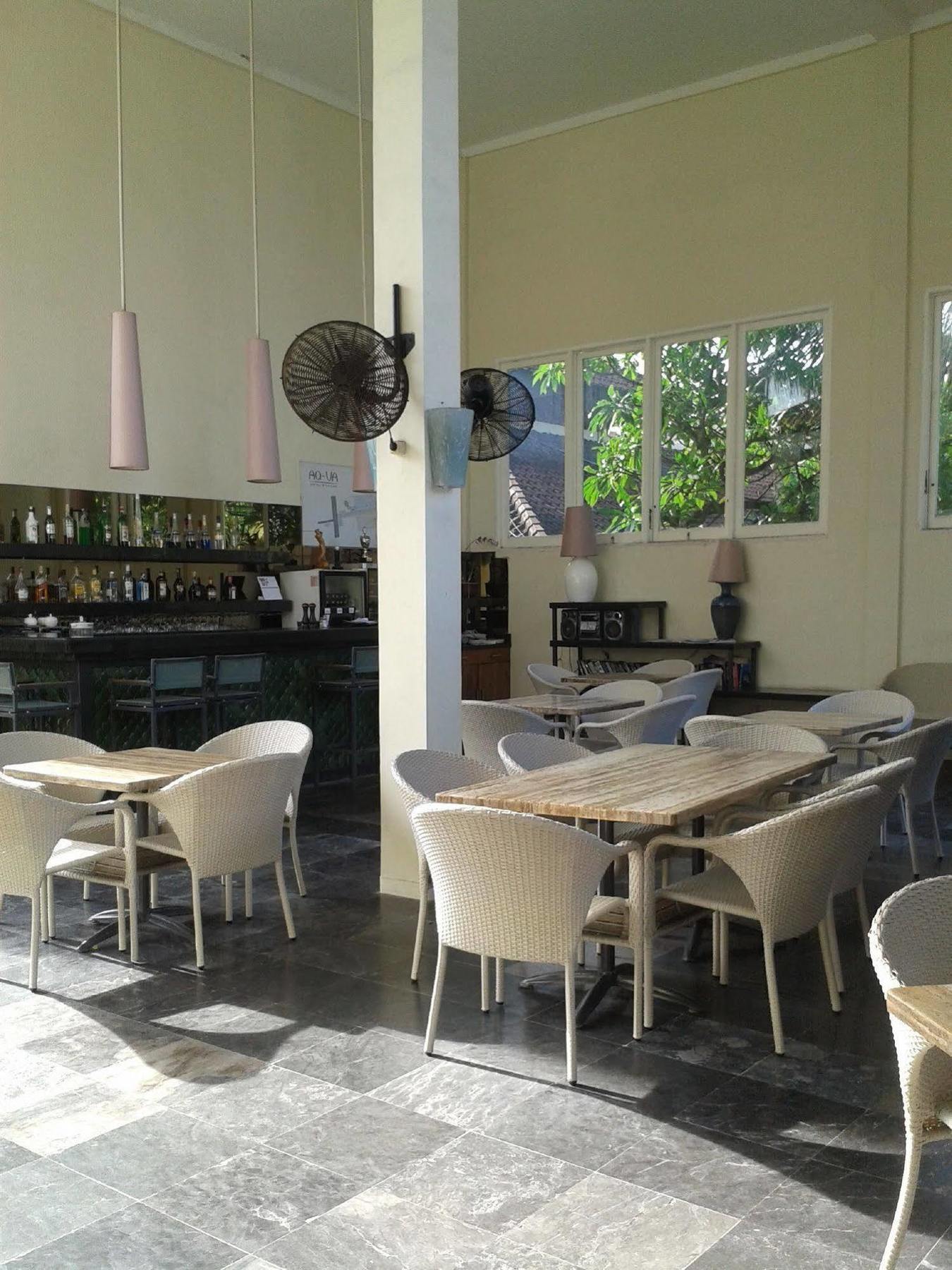 Bali Court & 3* Legian (Bali)