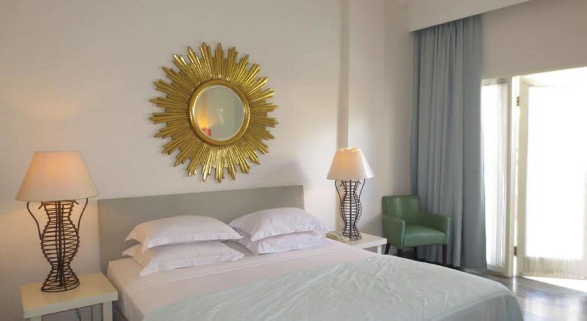 Bali Court & Hotel Legian (Bali)