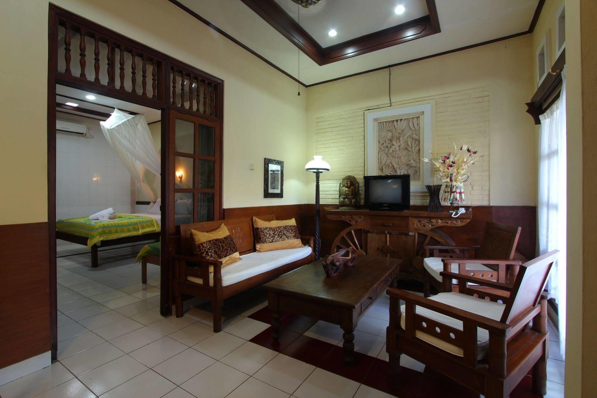 Holiday park Jati 3*