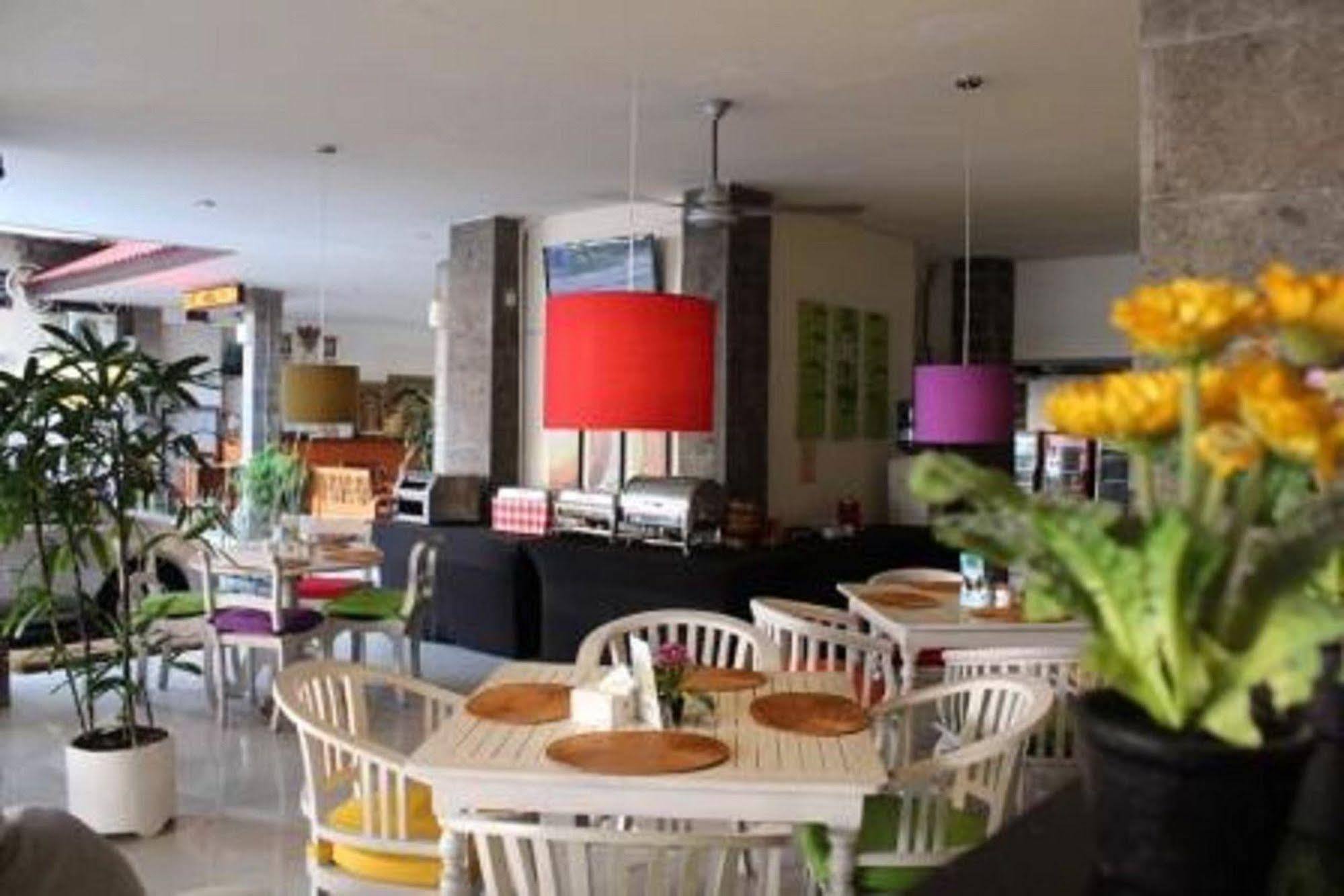 Karthi Kuta Kuta (Bali)