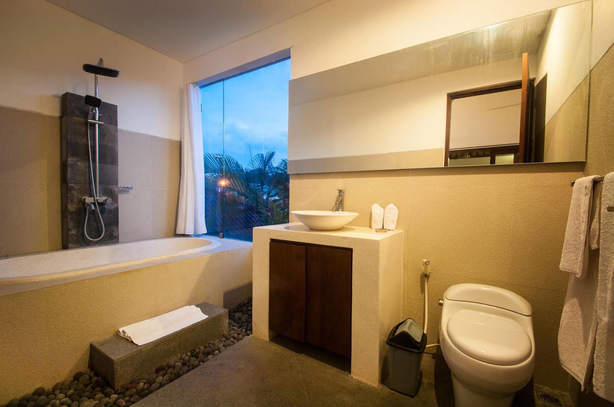 Bali Life Hotel 3*