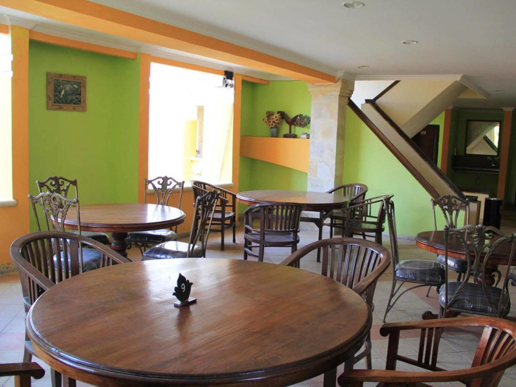 Hotel Nathan 3*