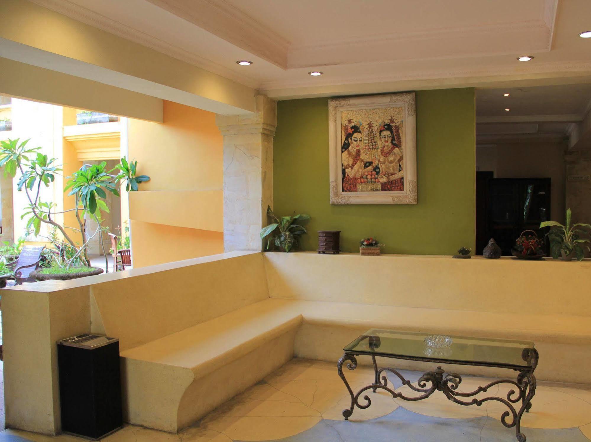 Nathan Hotel 3*