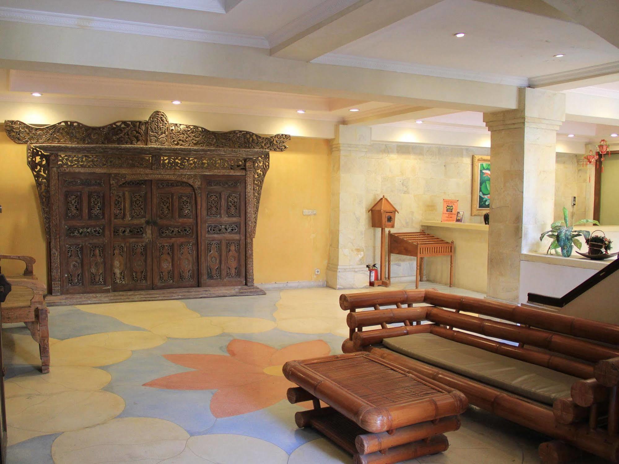 Hotel Nathan 3*