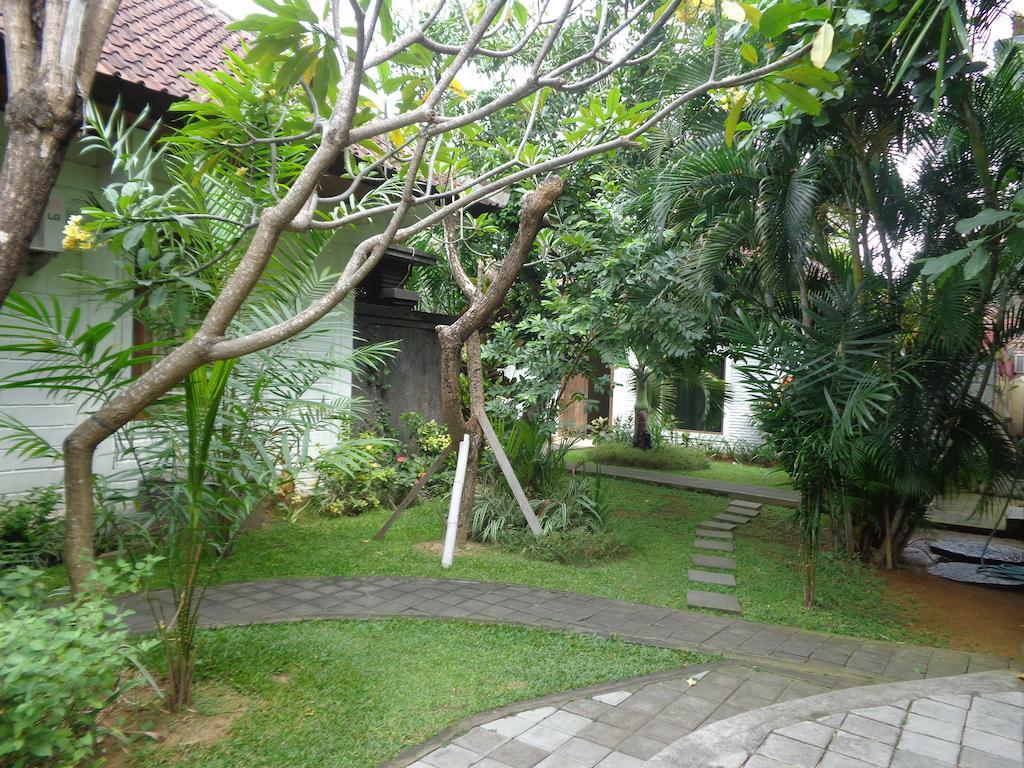 Arca Bungalow Guest house BALI