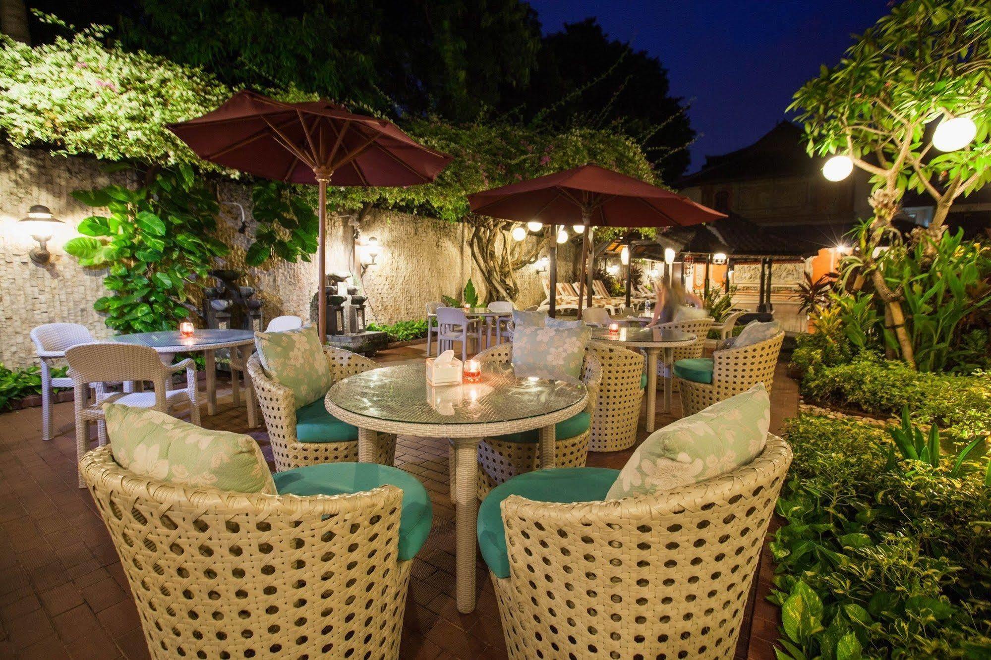 Hotel Ari Putri 3*