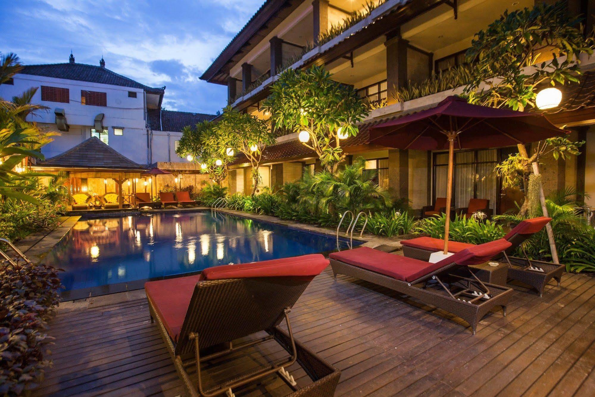 Ari Putri Sanur (Bali)