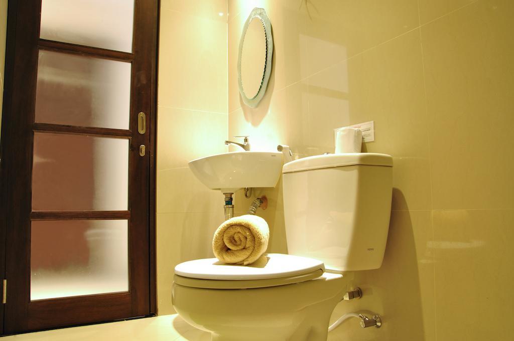 Kuta Sari House 2*