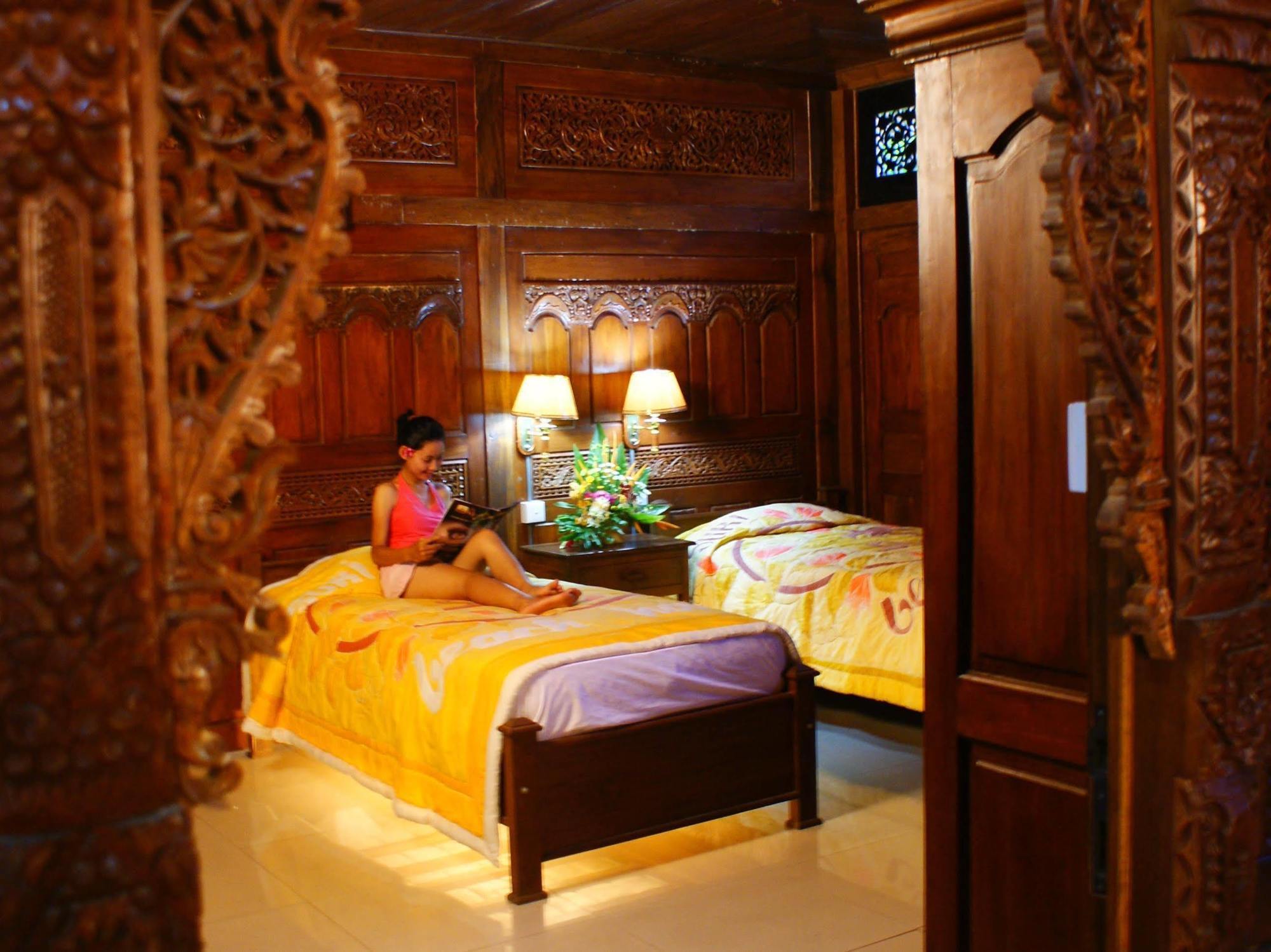 Suriwathi Hotel Kuta (Bali)