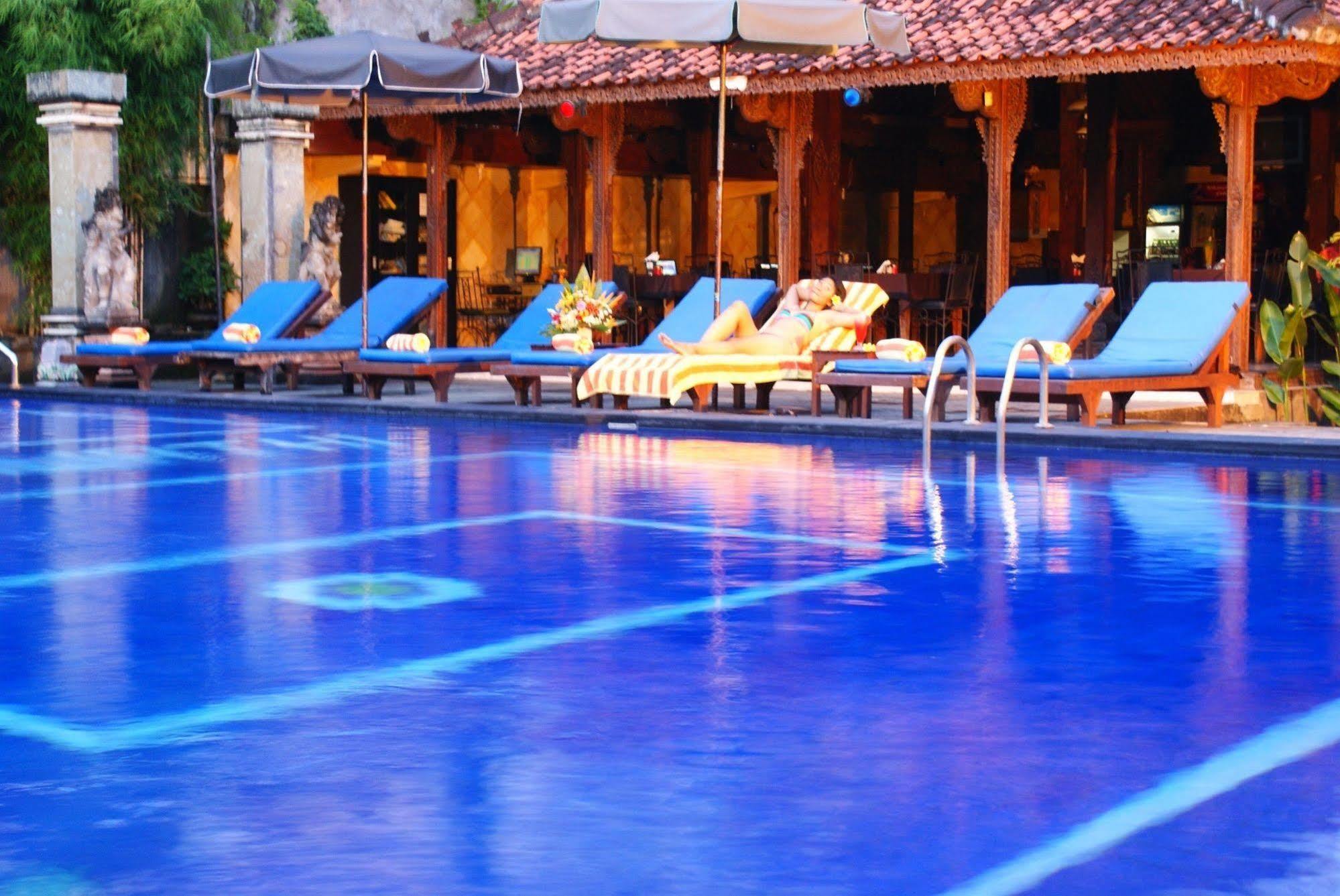 Hotel Suriwathi