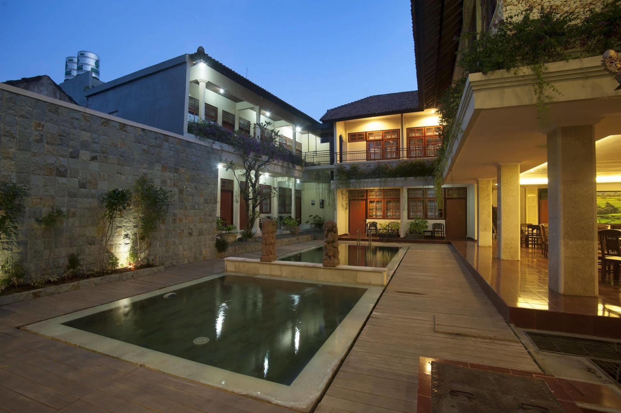Catur Adi Putra Hotel Denpasar (Bali)