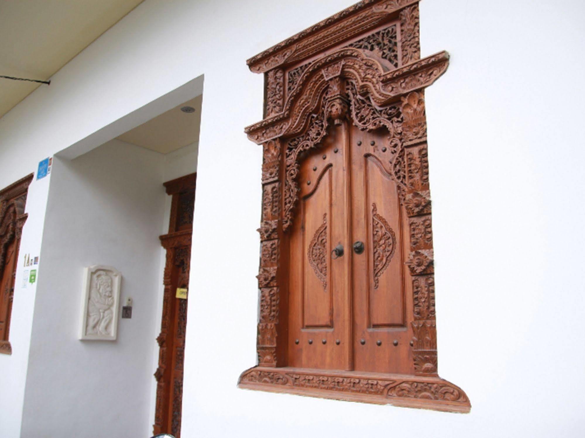 Sugiras Living Guest house Denpasar (Bali)