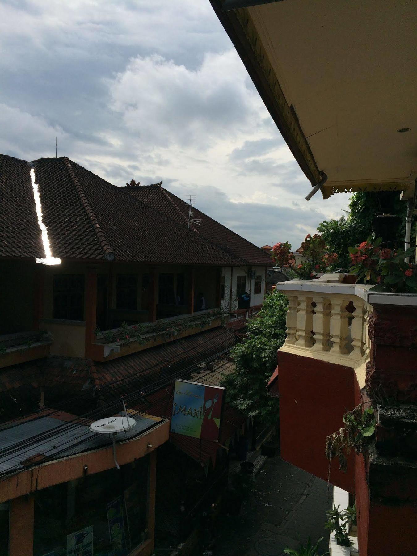 Bali Duta Wisata *