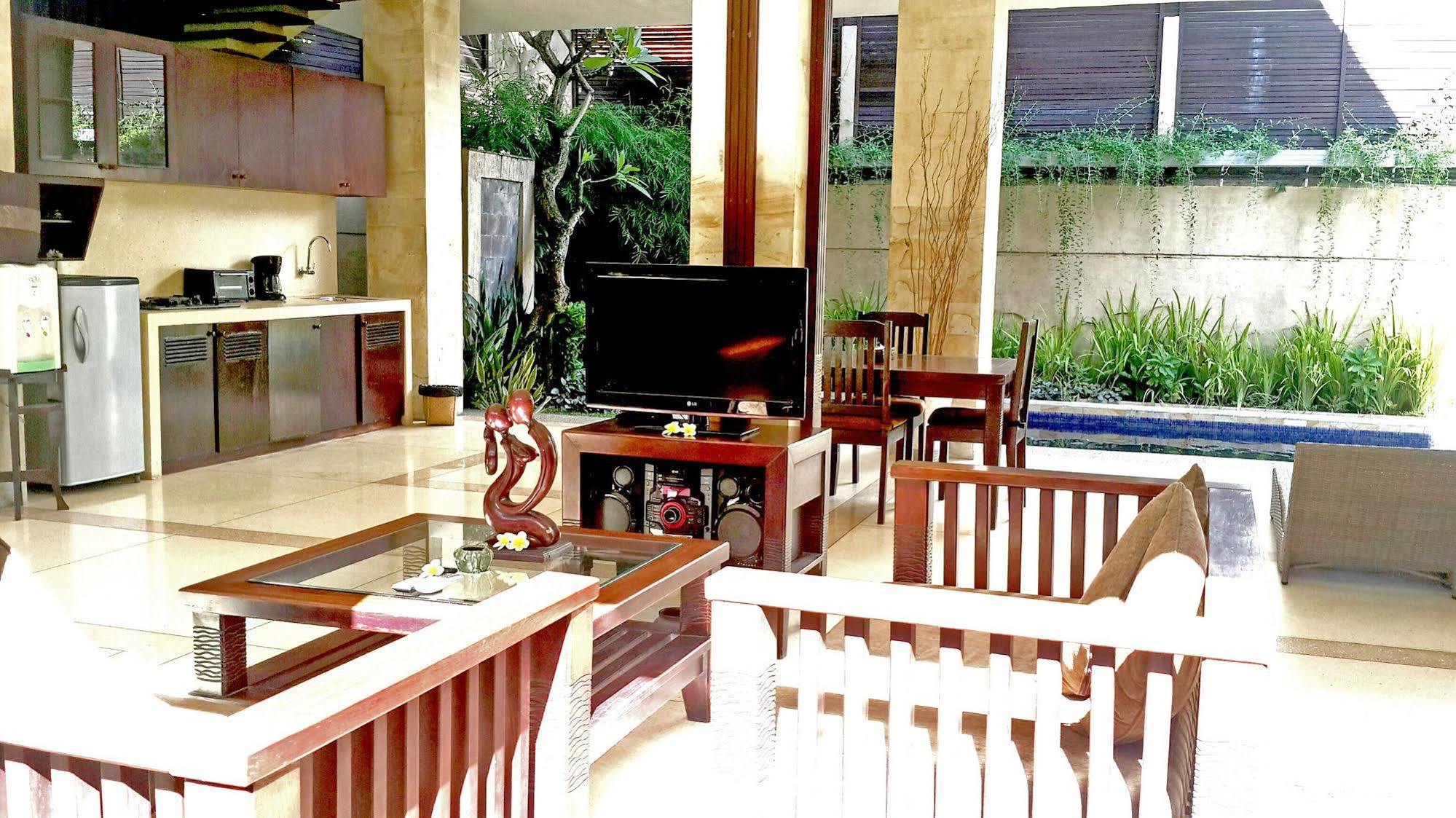 The Amasya Hotel Seminyak (Bali)
