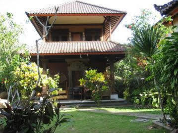 New Garden View Hotel 4*