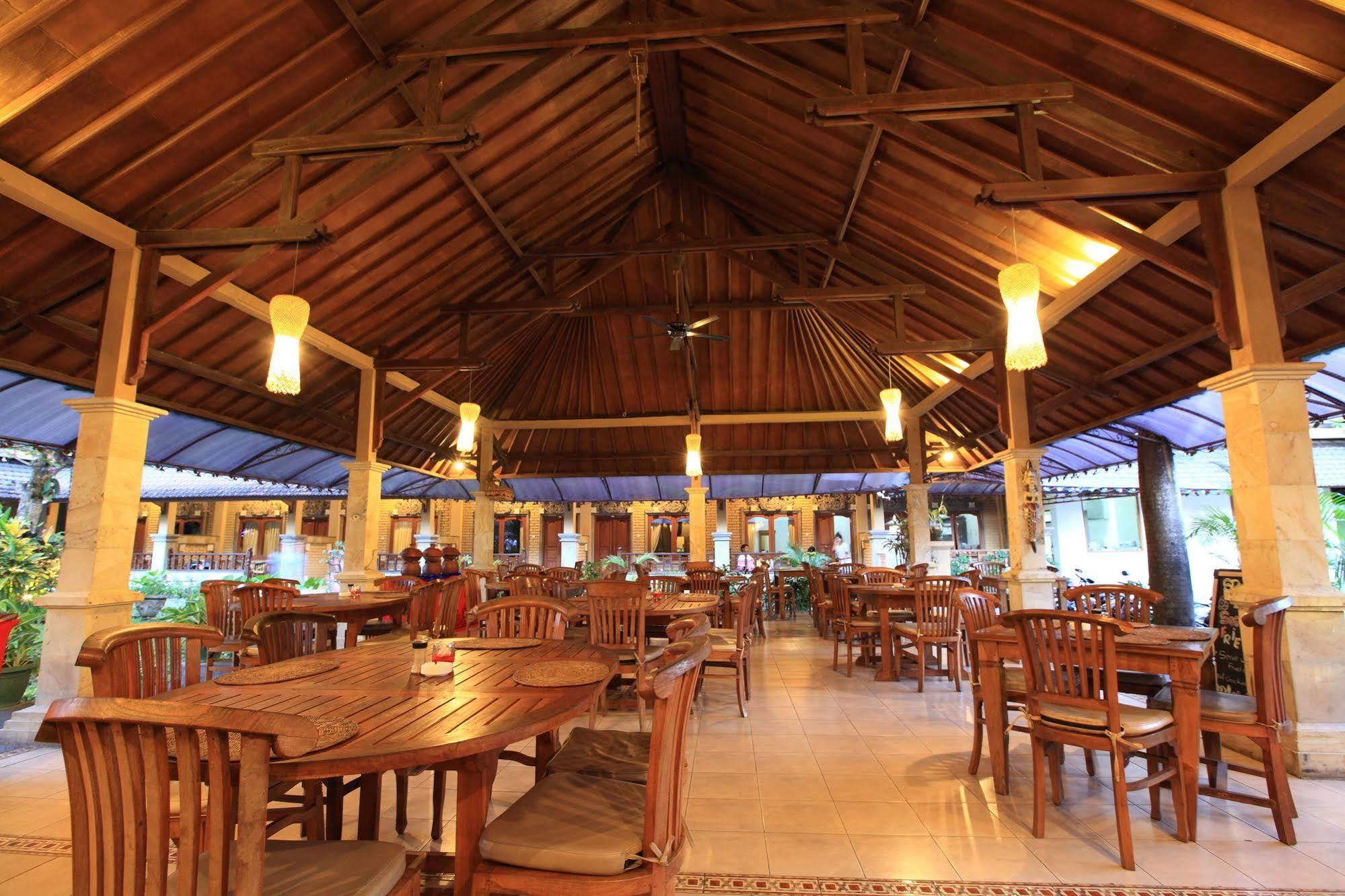 Bali Sandy Hotel 3*