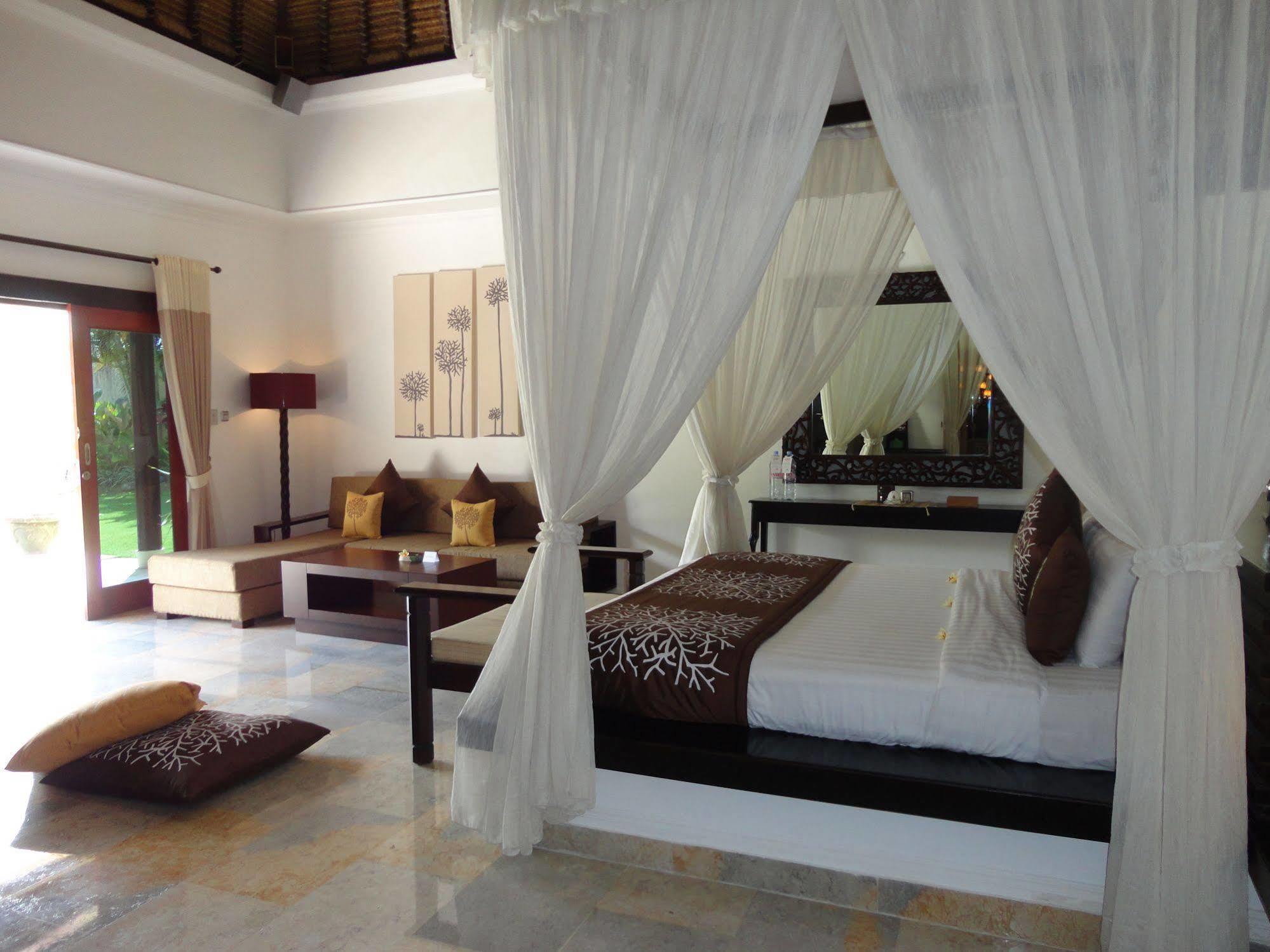 Hillstone Uluwatu Hotel 5*