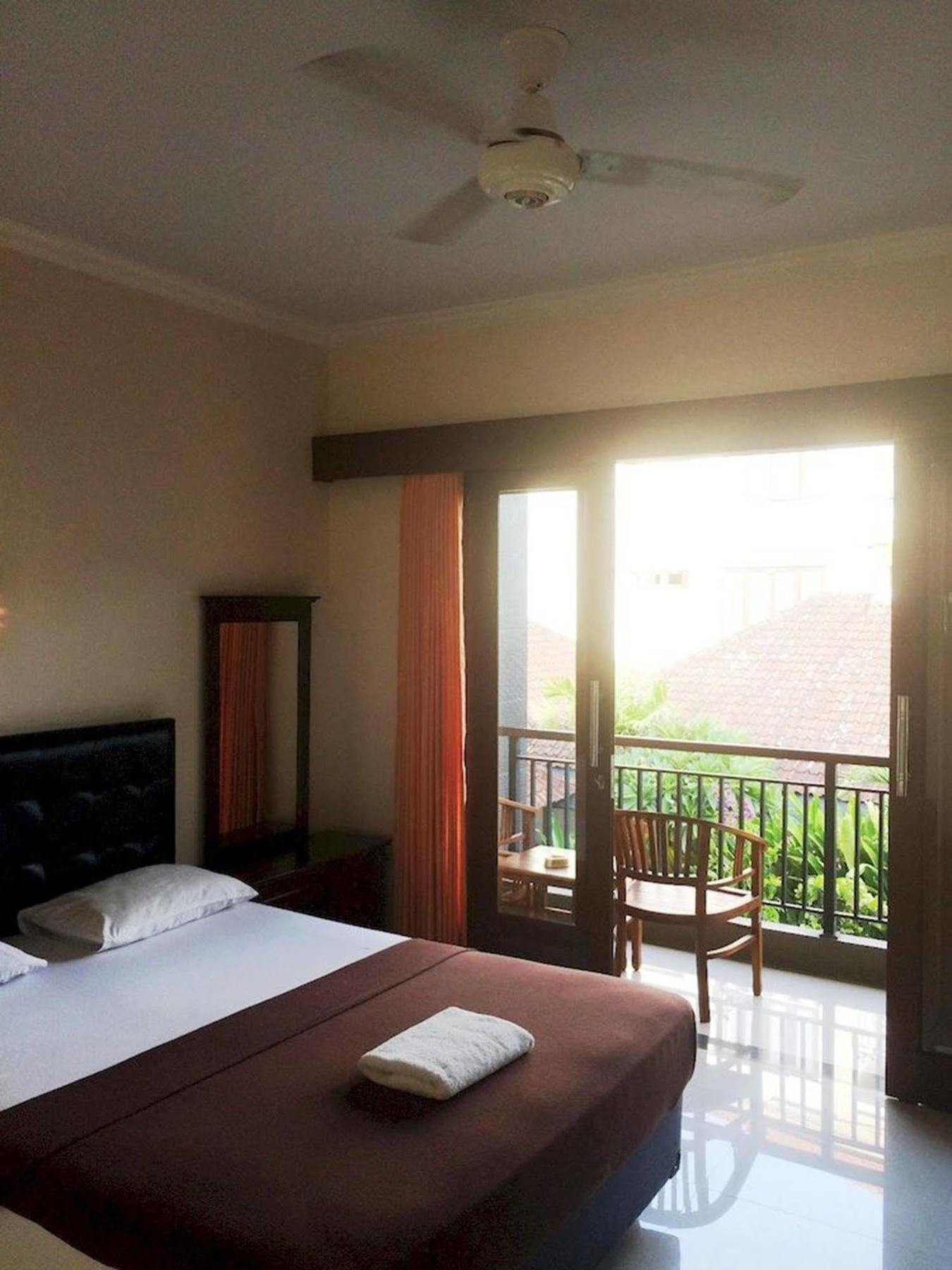 Waringin Homestay Guest house Kuta (Bali)