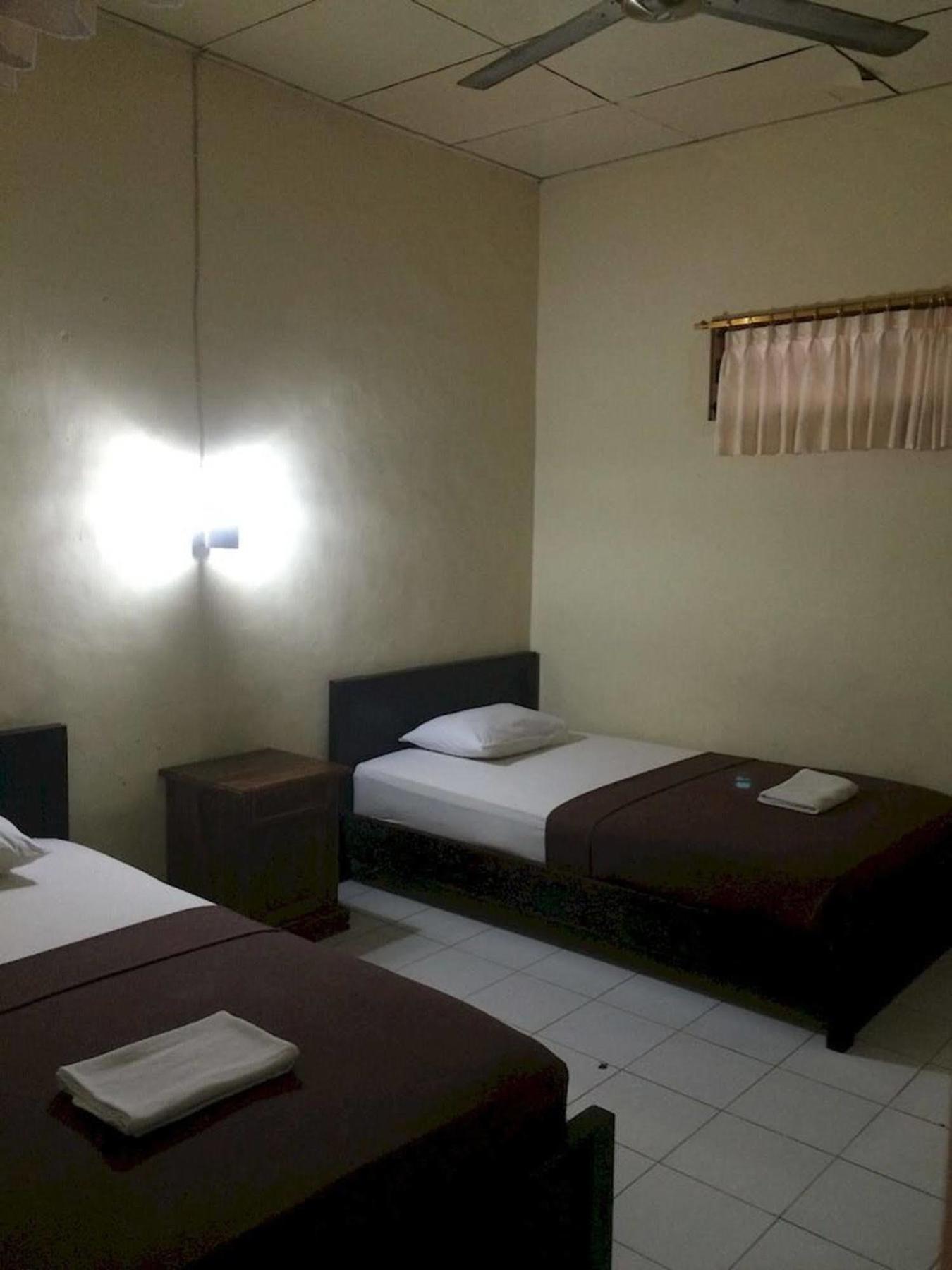 Waringin Homestay Guest house