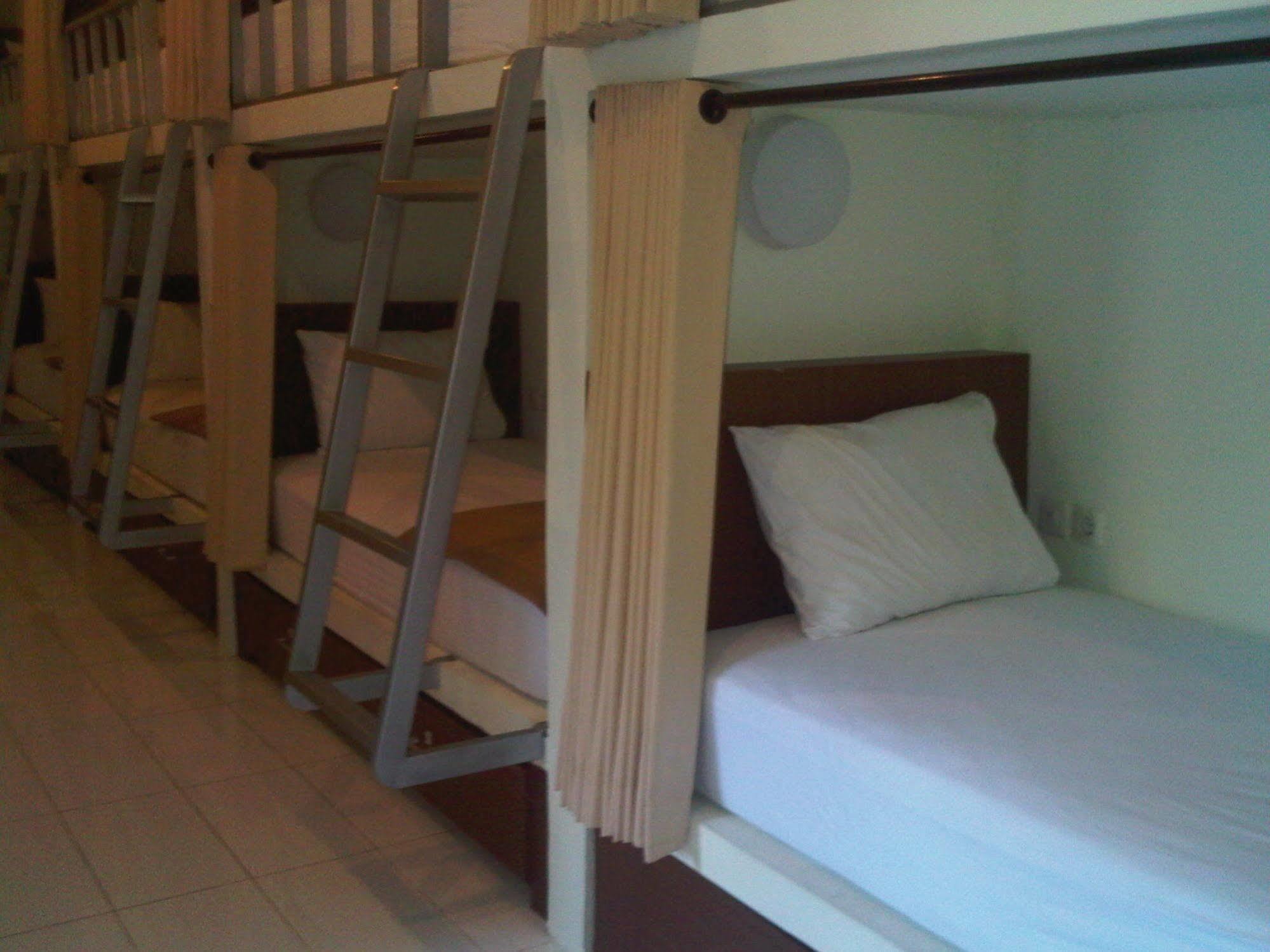 Hotel Mirah