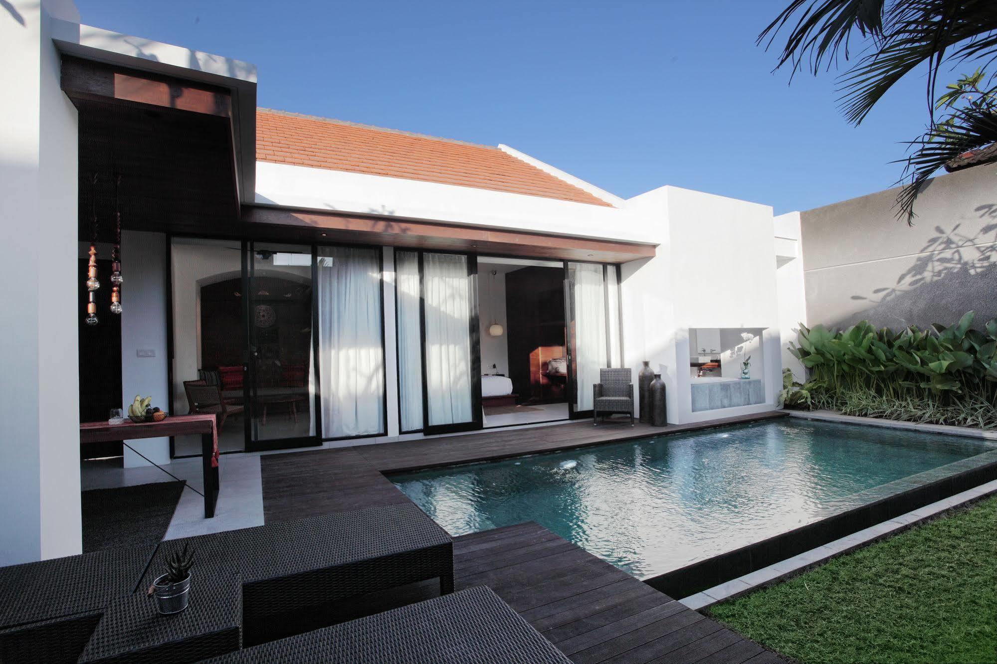 Abia Hotel 4*