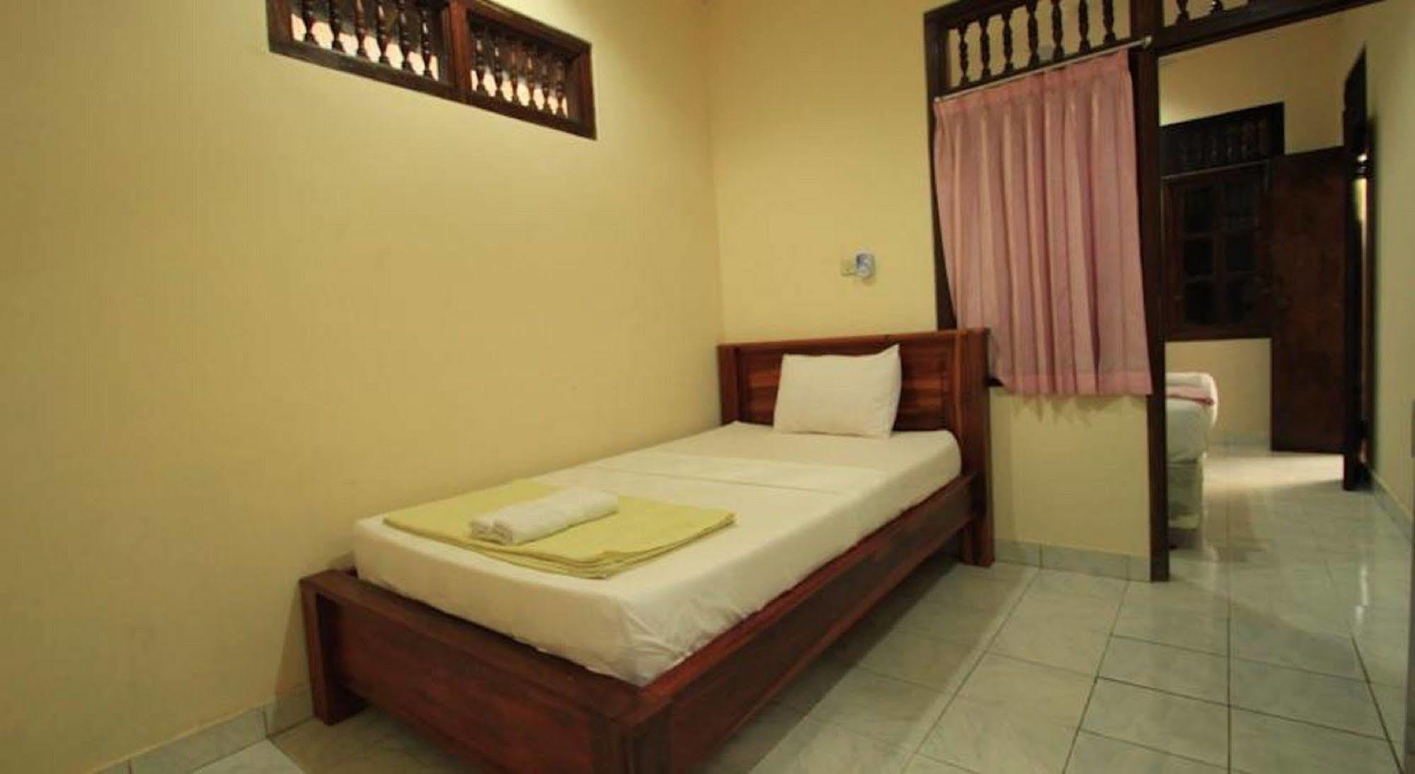 Guest house Suparsa's 2*