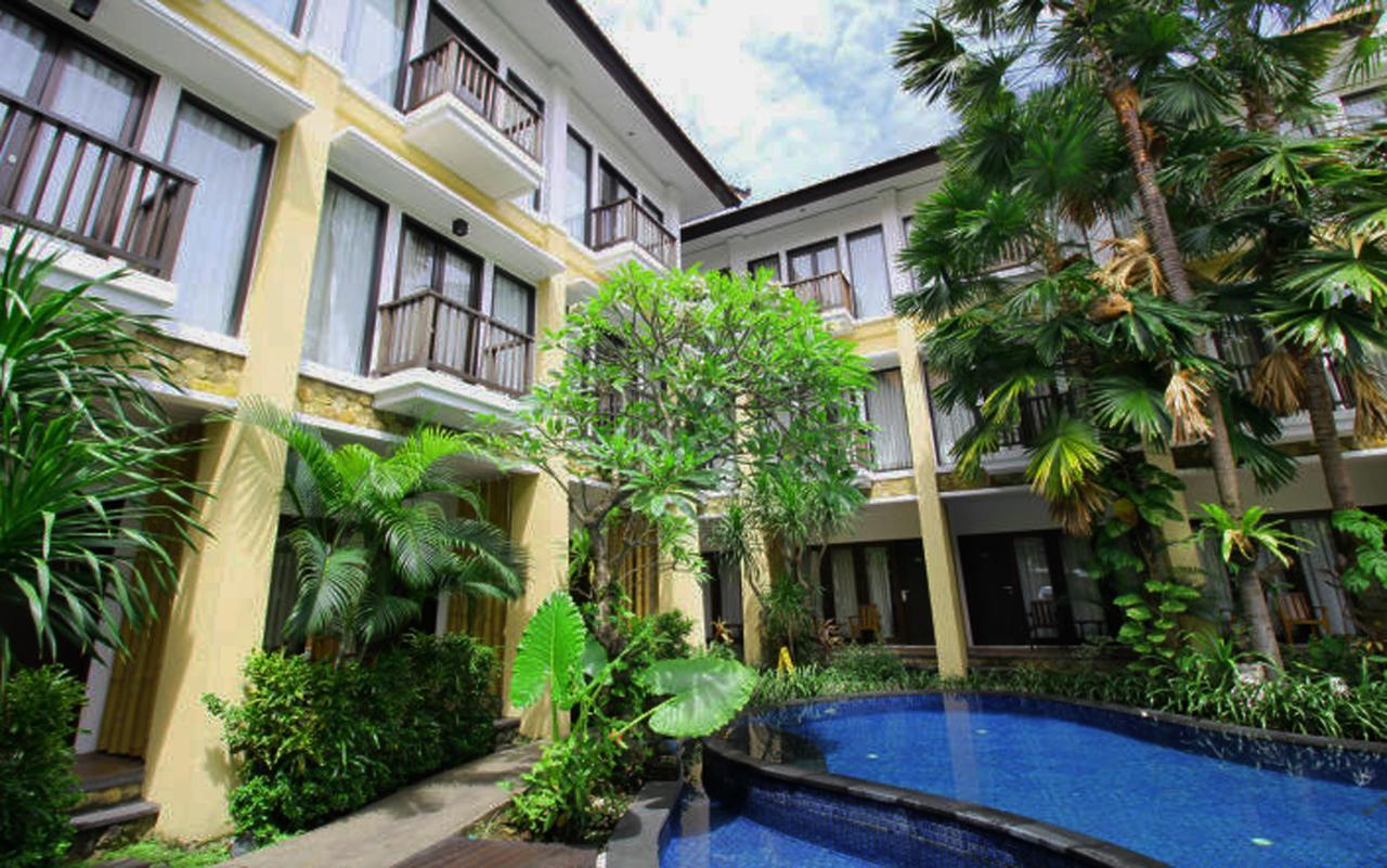 Suris Boutique Hotel 3*