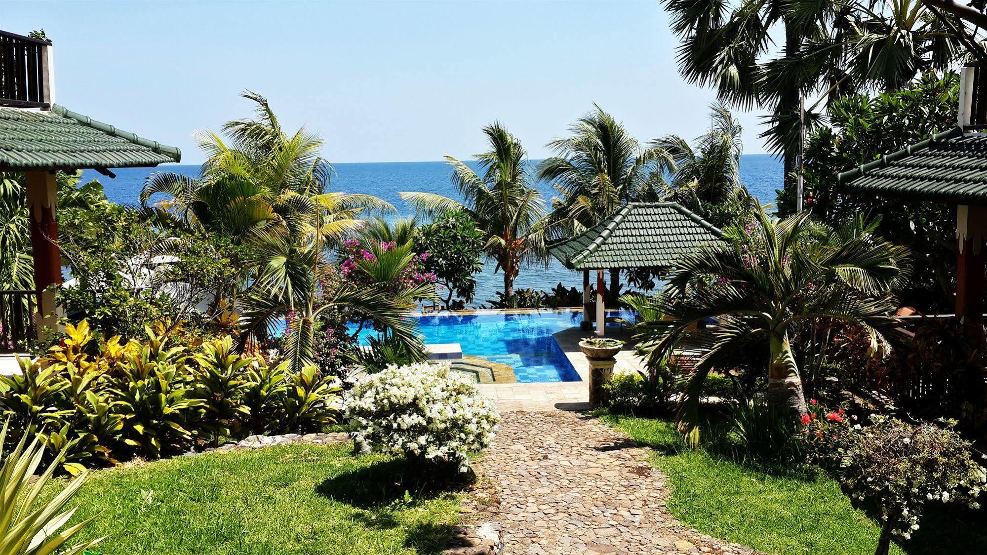 Puri Wirata Dive And Resort