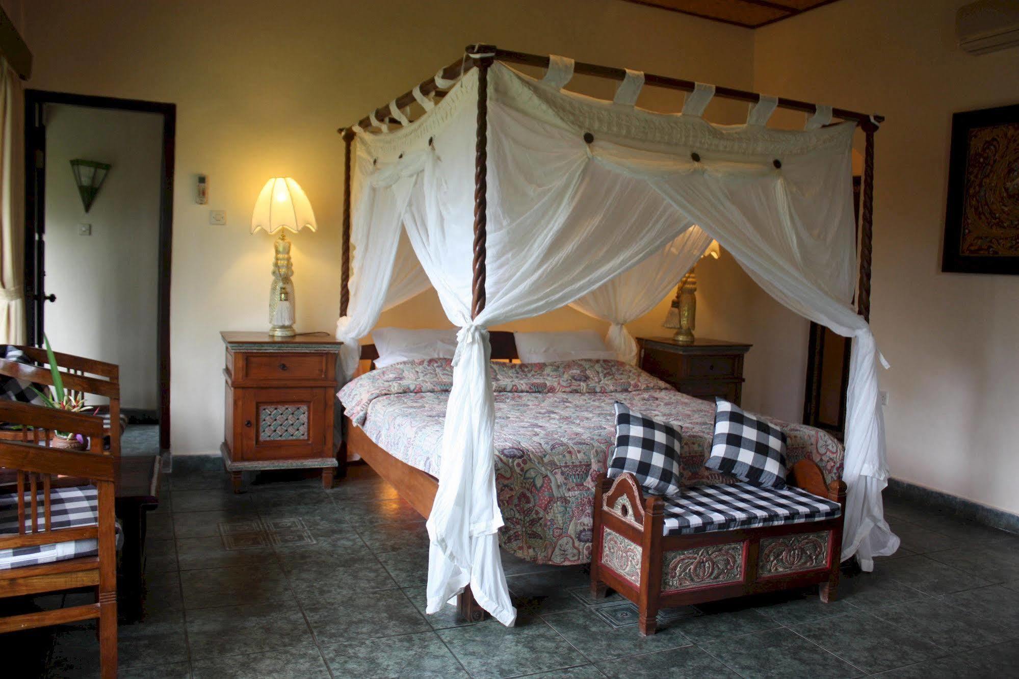 Rambutan Boutique 3*