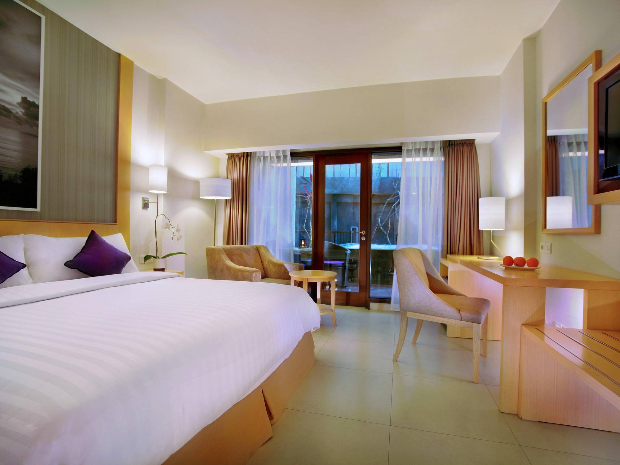 Quest Kuta By Aston Hotel 3*