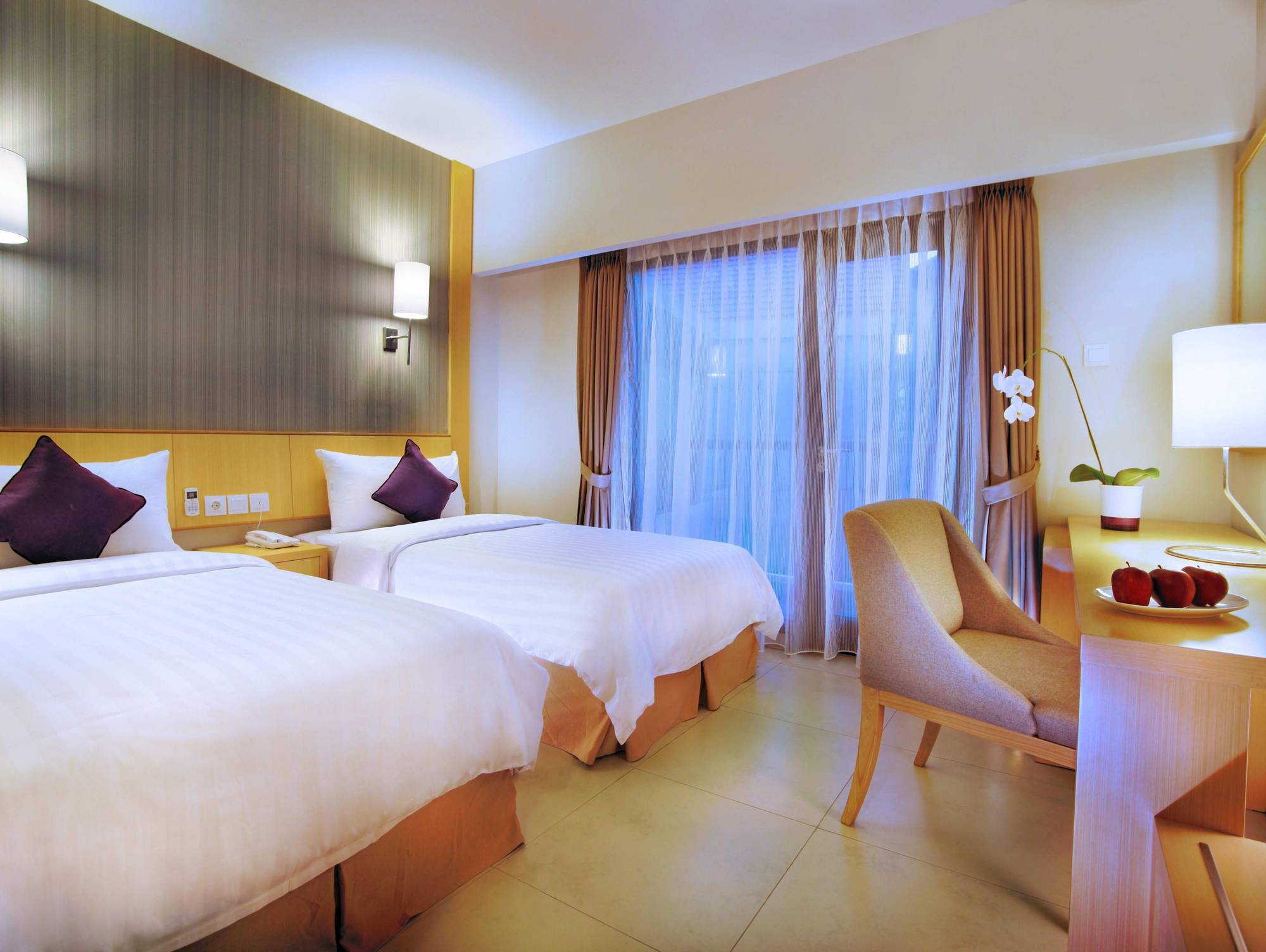 Quest Kuta By Aston Hotel