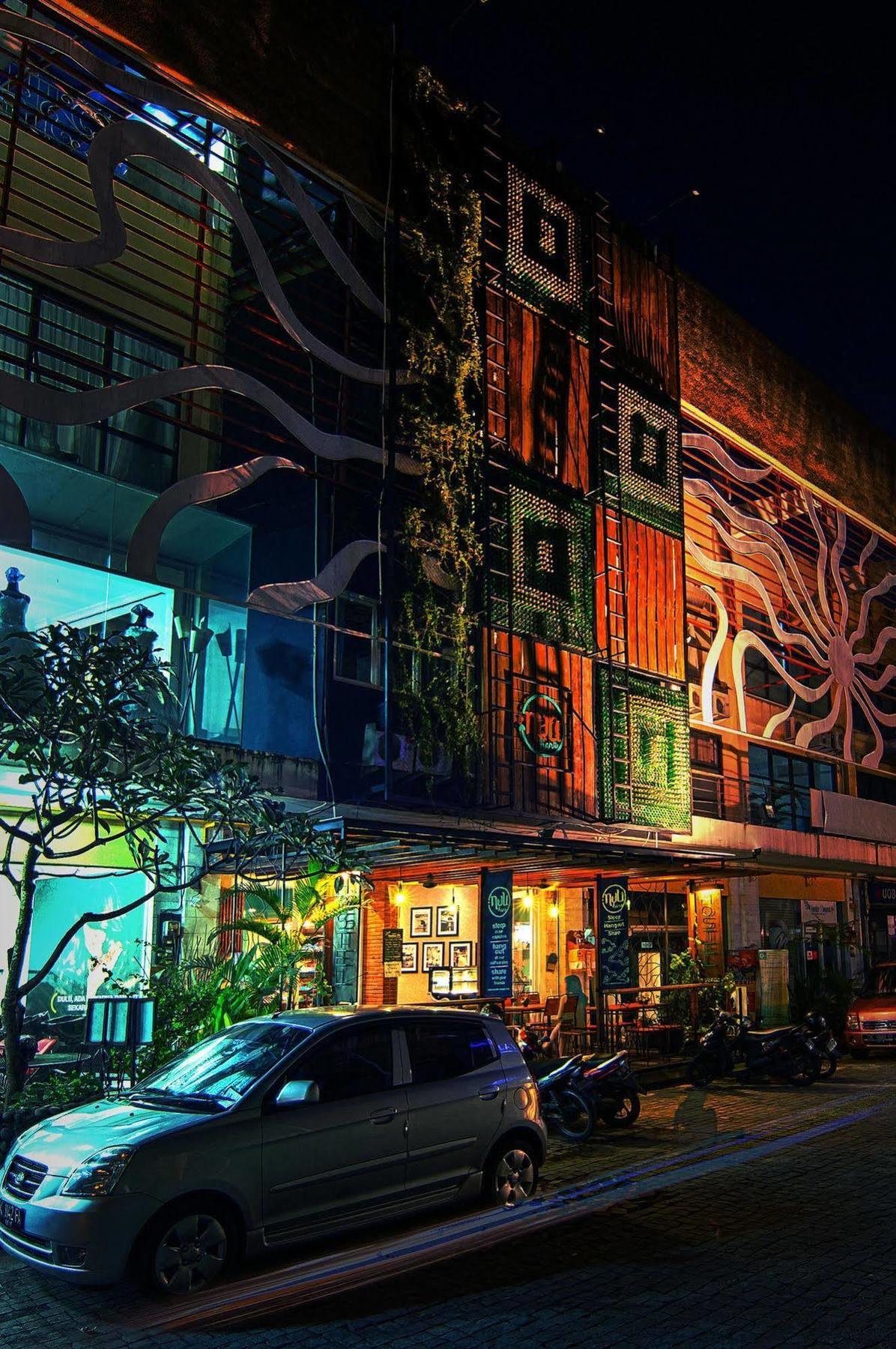 Hostel Nau Here Kuta (Bali)